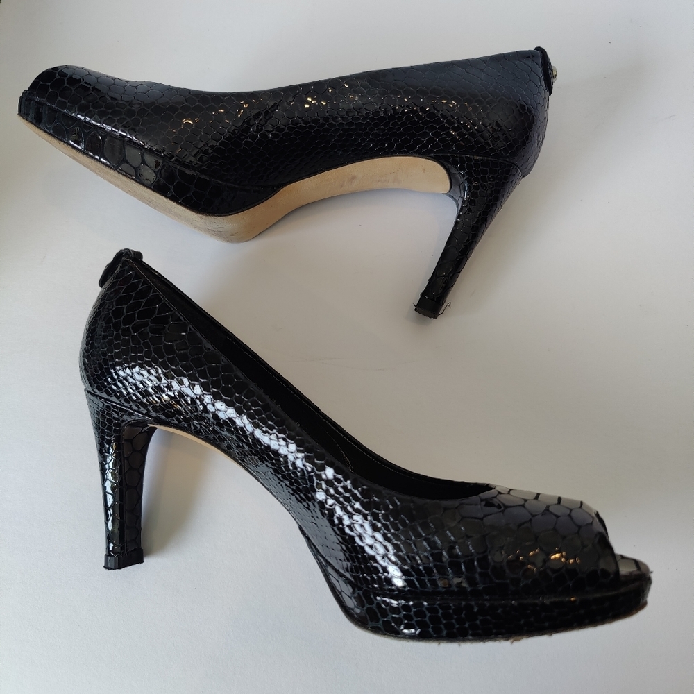 Stuart Weitzman patent leather peep toe heels - Picture 4 of 7